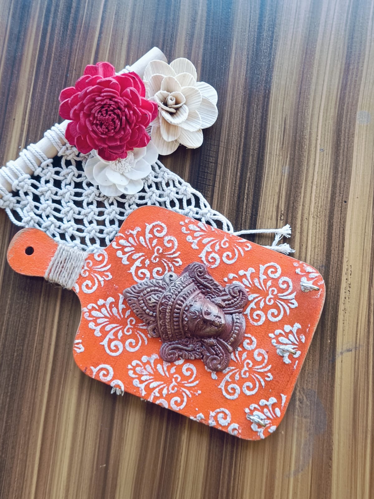 Traditional Wall Decor Hanging